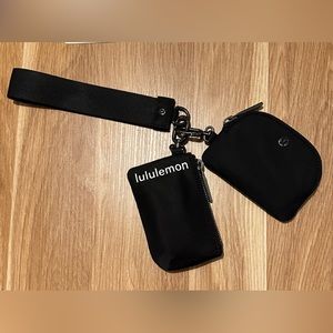 Lululemon dual pouch wristlet
